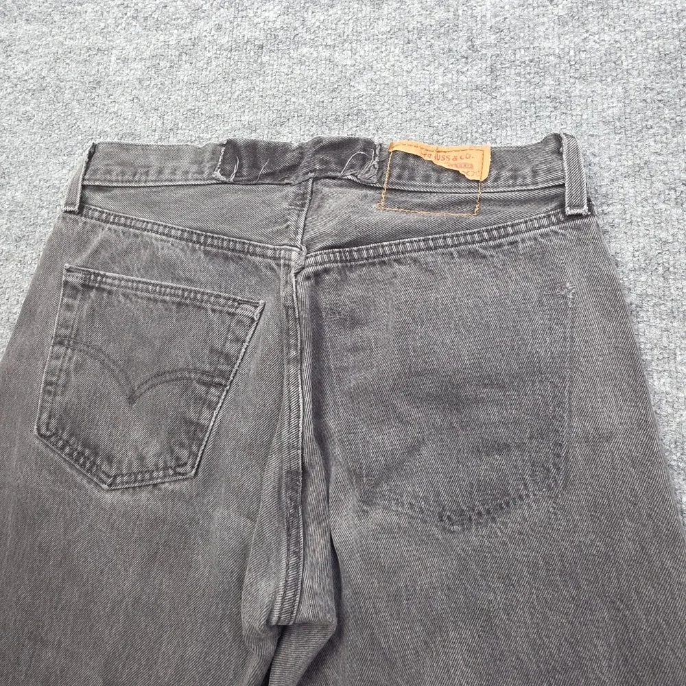 Vintage Levi's 501 Jeans Men's 32 x 30 (FITS 30 x 23) Black Splatter Raw Hem USA